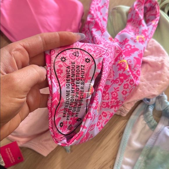 Colorful Swimwear Collection bundle - Picture 12 of 12